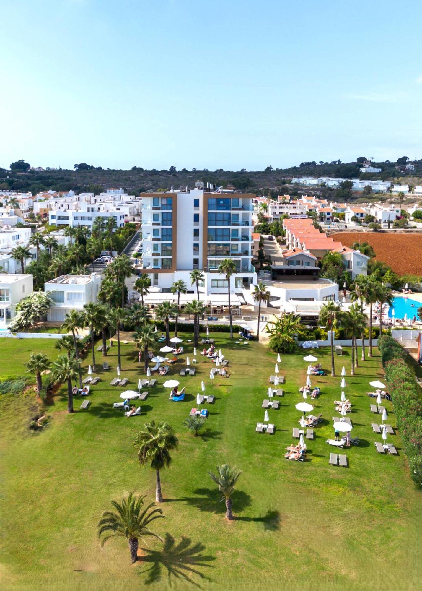 Leonardo Crystal Cove Hotel & Spa - Adults Only Protaras Bagian luar foto